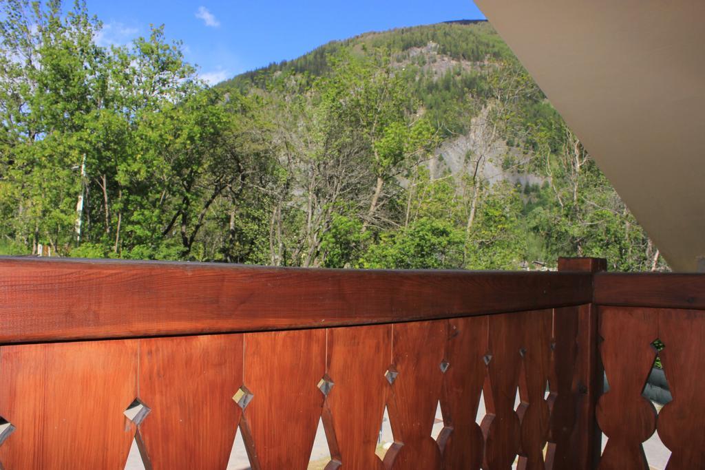 Shatush Hotel Courmayeur Room photo