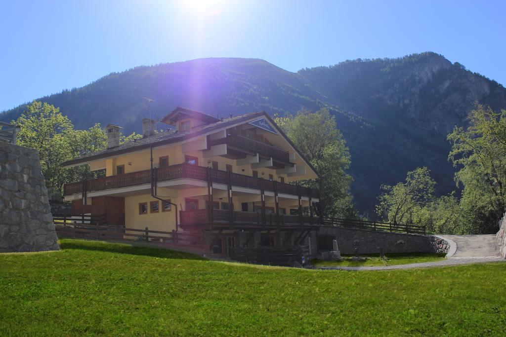 Shatush Hotel Courmayeur Exterior photo